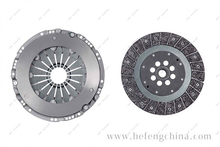 VALEO 828033 CLUTCH KIT For NISSAN in stock